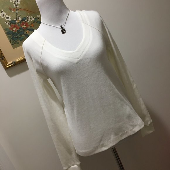 Beautiful Cream Cutout Back Sweater - Picture 2 of 6